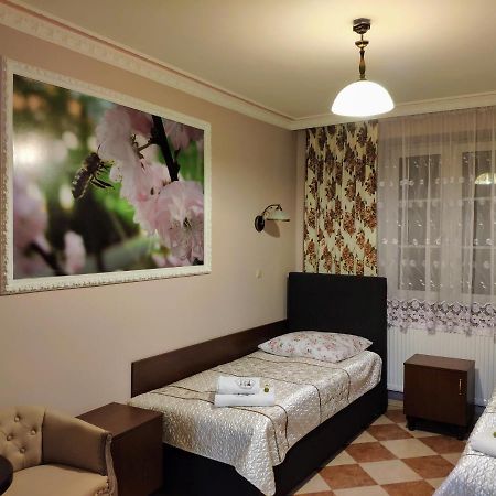 Bed and Breakfast Dwor Bartnika Narewka Екстер'єр фото